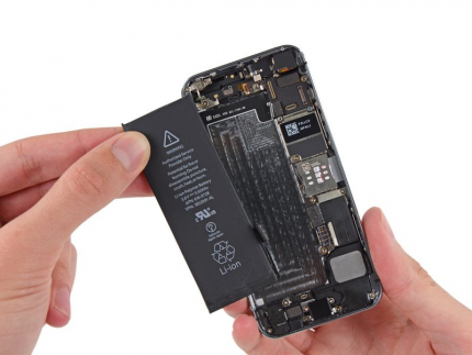 Заміна акумулятора iPhone 5s