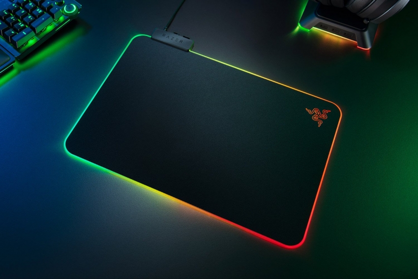 Ігрова поверхня Razer Firefly V2