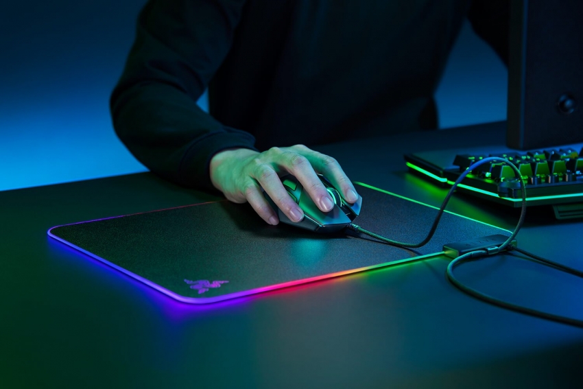 Ігрова поверхня Razer Firefly V2
