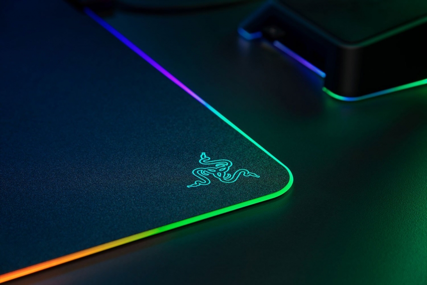 Ігрова поверхня Razer Firefly V2
