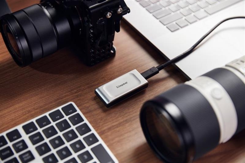 Накопитель внешний SSD Portable USB 1.0ТB Kingston XS2000 Silver (SXS2000/1000G)