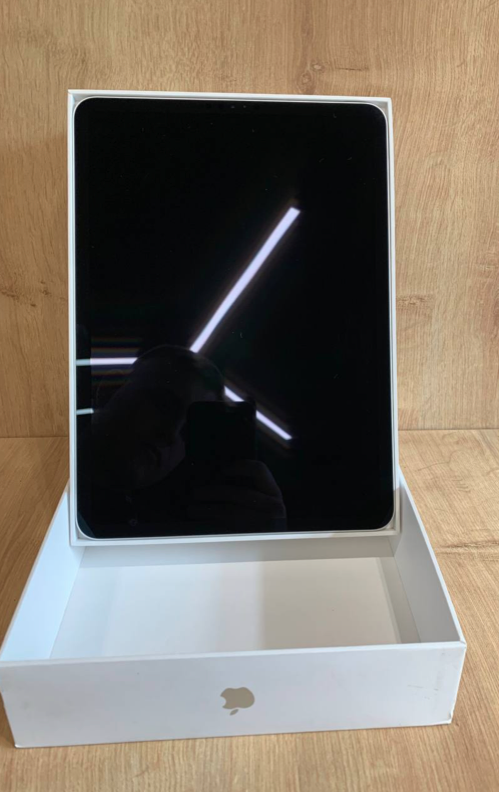 Б/У Планшет Apple iPad Pro 11, Wi-Fi, 128Gb, Silver (MY252) 2020