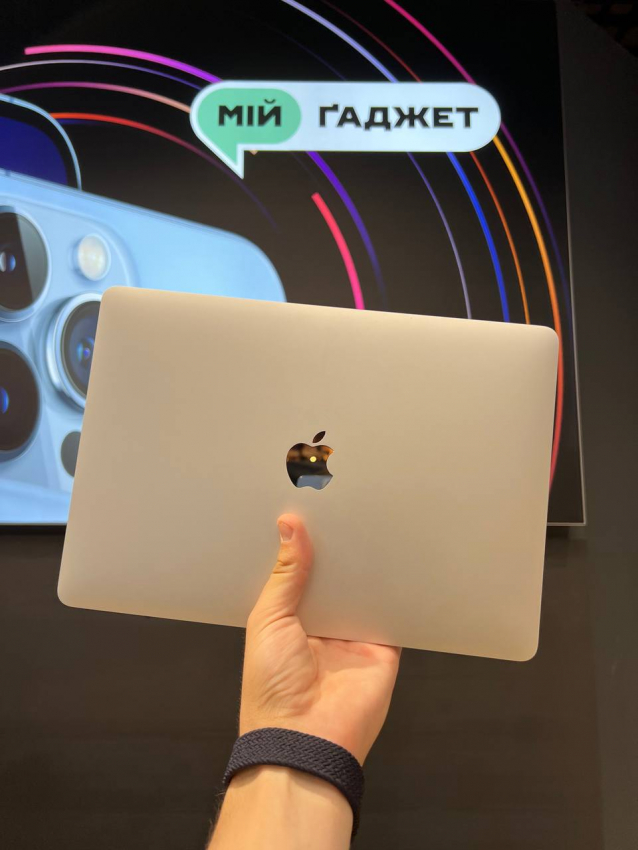 Б/у Apple MacBook Pro 13, M1, 8RAM, 256Gb, Silver (MYDA2) 2020
